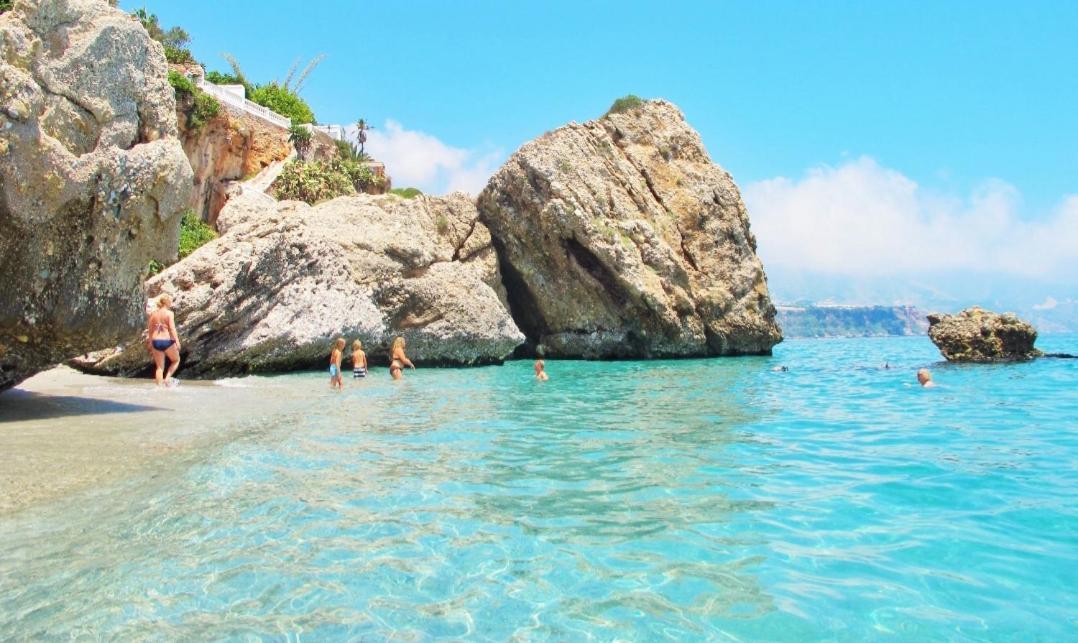 Villa Capricho Nerja Малага Экстерьер фото